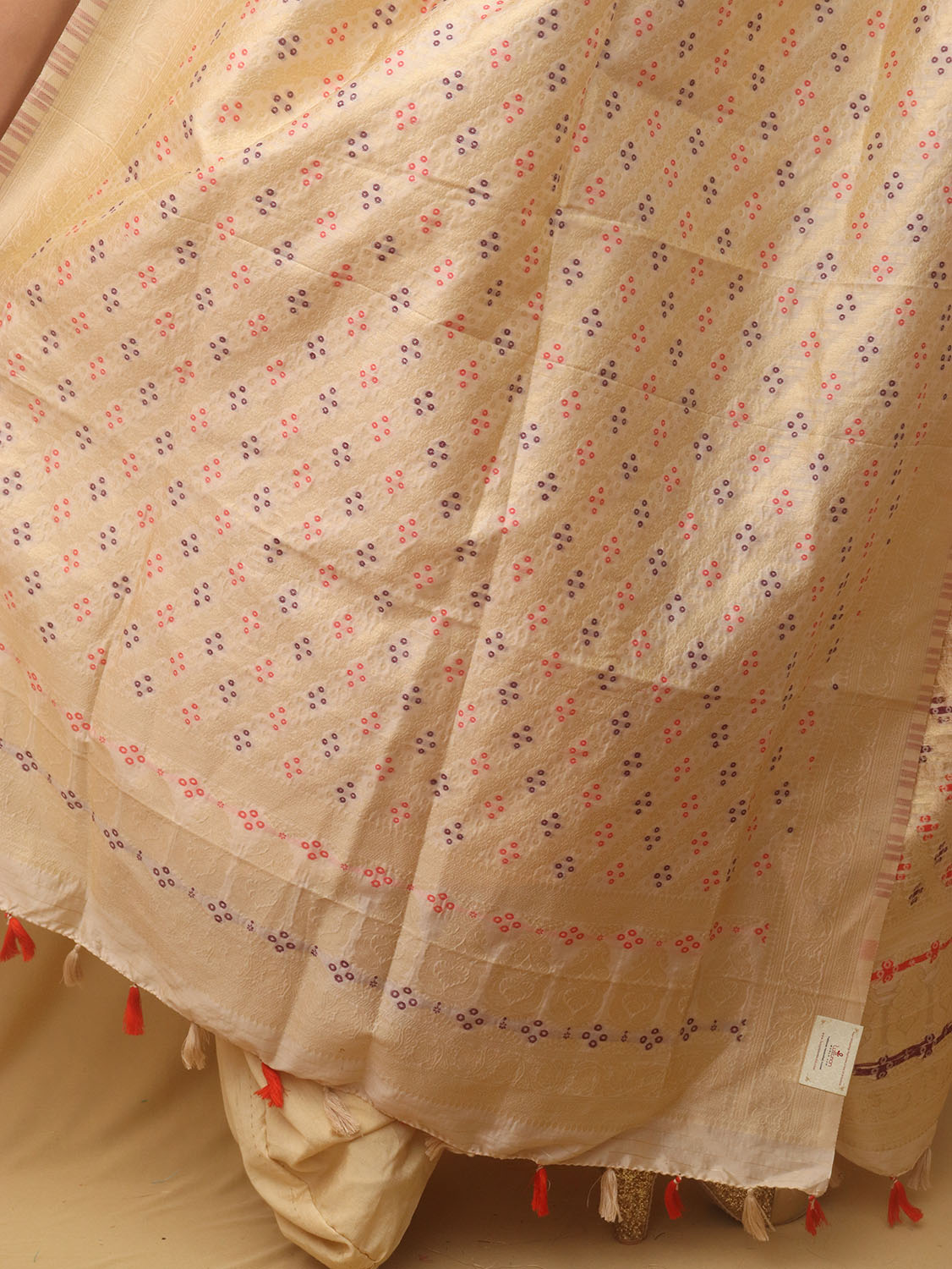 Pastel Banarasi Silk Bandhani Design Dupatta - Luxurion World