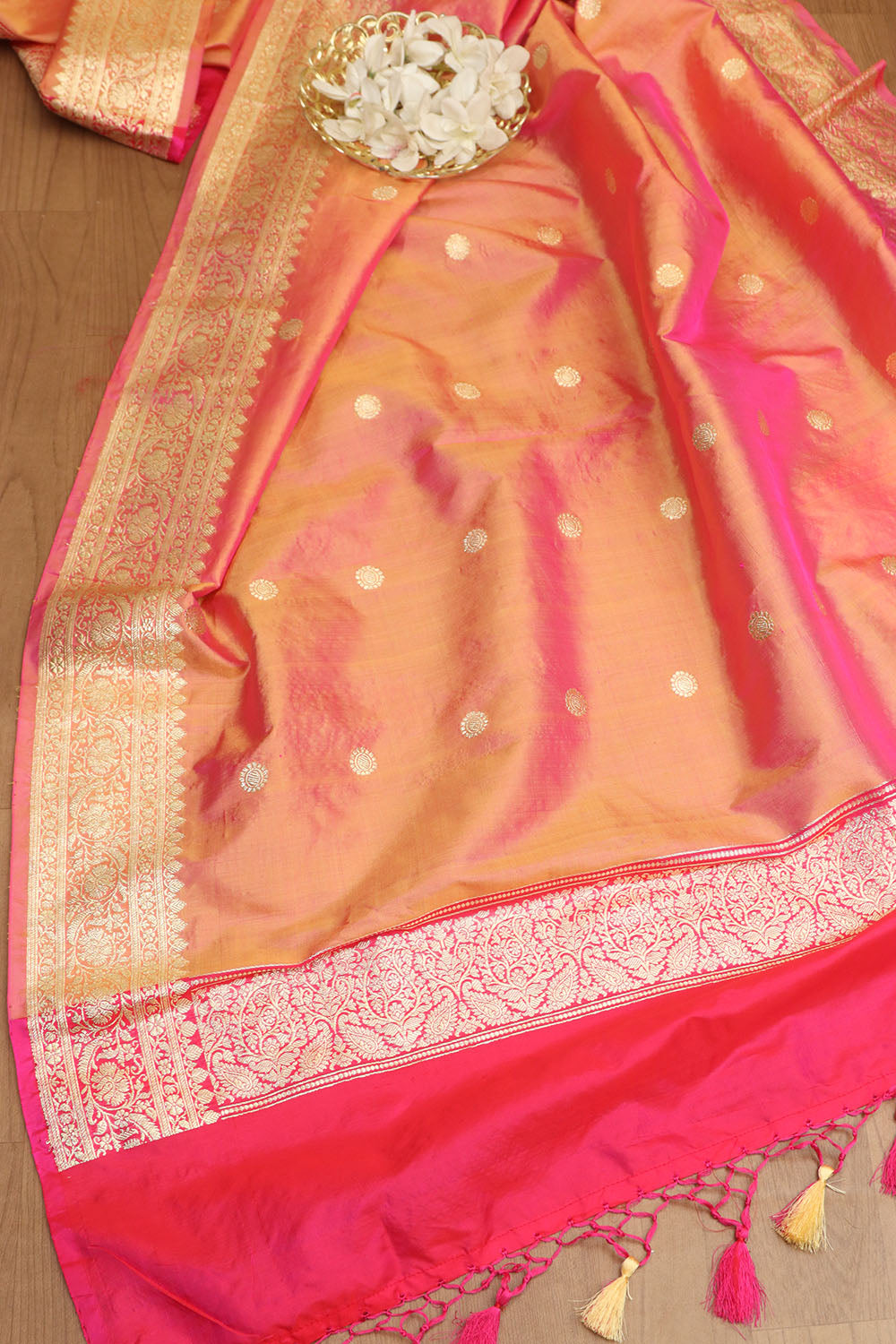 Vibrant Pink & Orange Shot Handloom Banarasi Pure Katan Silk Dupatta - Luxurion World