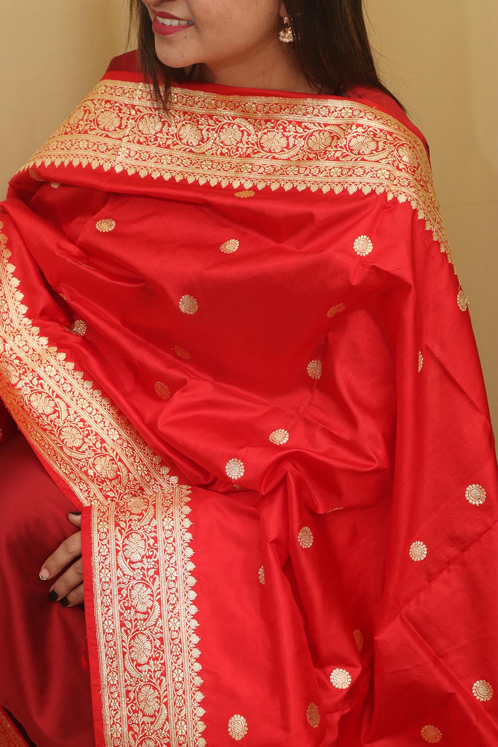 Elegant  Red Handloom Banarasi Pure Katan Silk Dupatta - Luxurion World