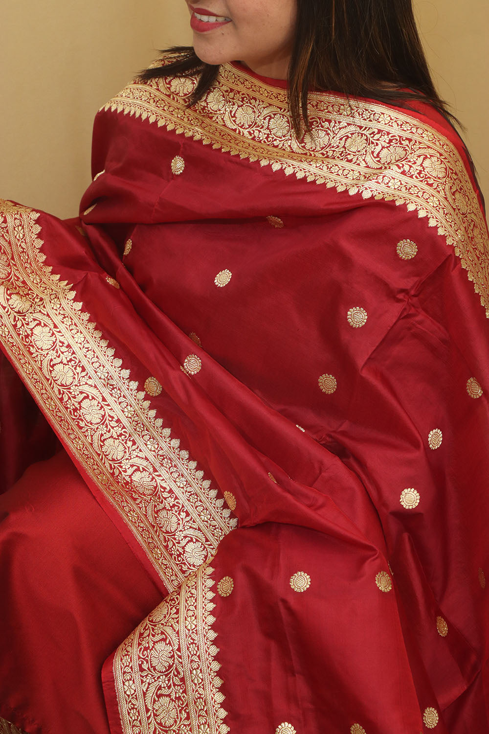 Elegant Maroon Handloom Banarasi Pure Katan Silk Dupatta - Luxurion World