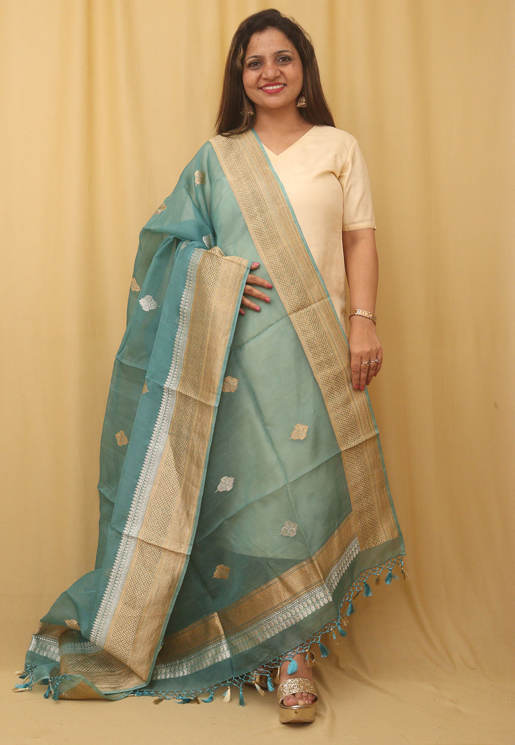 Blue Handloom Banarasi Pure Kora Silk Sona Roopa Dupatta - Luxurion World