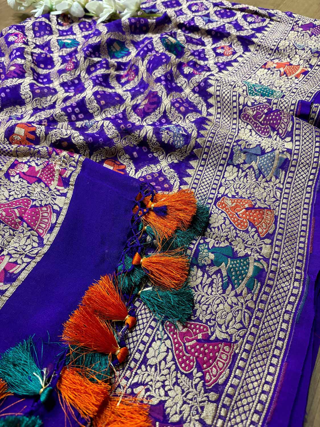 Elegant Purple Banarasi Bandhani Pure Georgette Meenakari Dupatta - Luxurion World