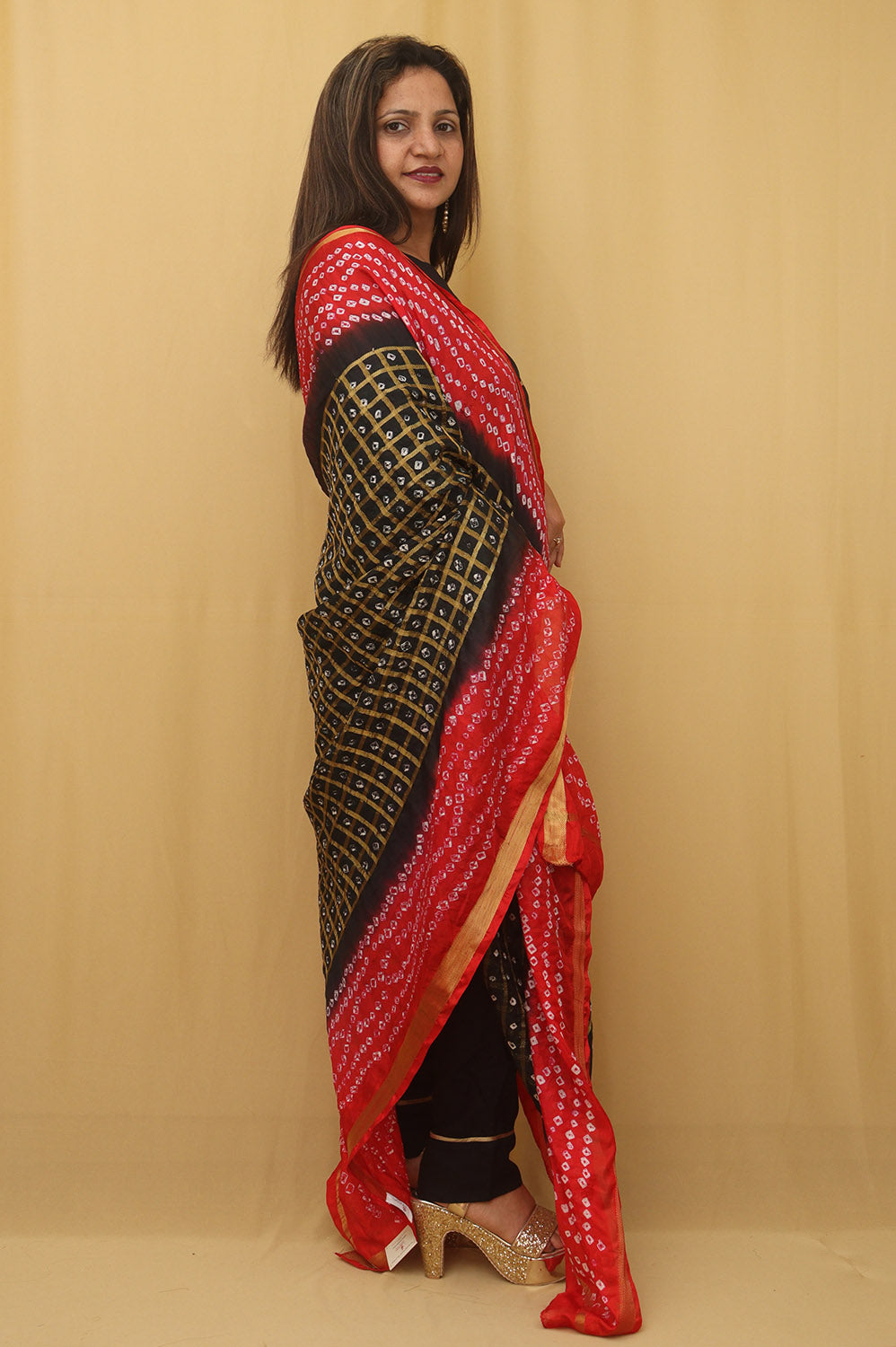 Stylish Black Bandhani Silk Dupatta - Perfect Accessory for Any Outfit - Luxurion World