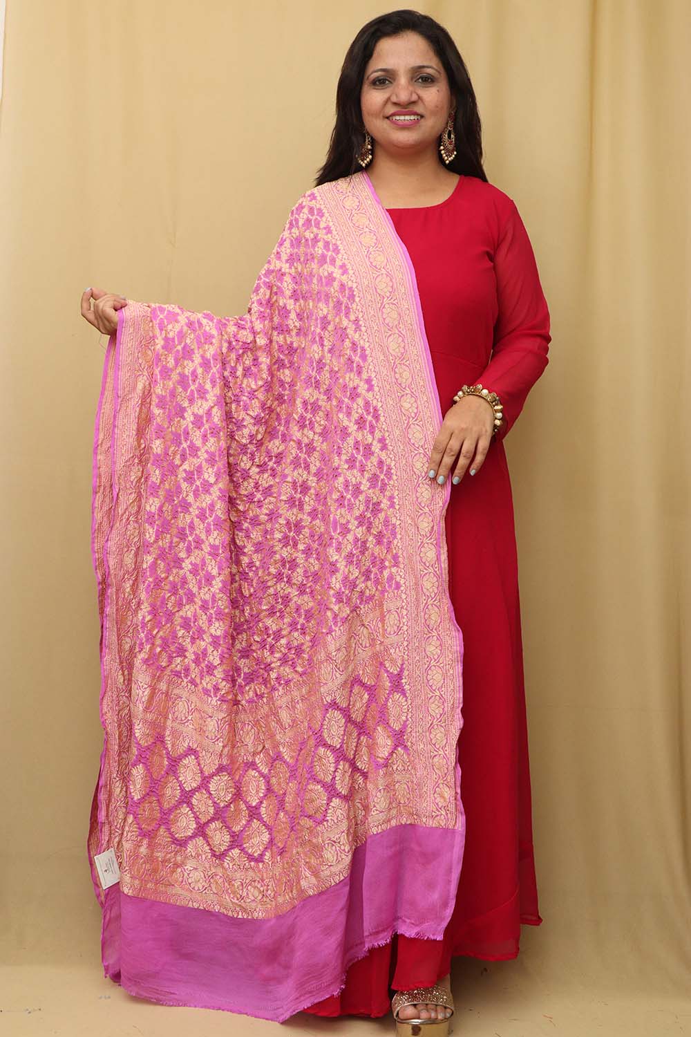 Exquisite Pink Banarasi Bandhani Pure Georgette Dupatta - Luxurion World