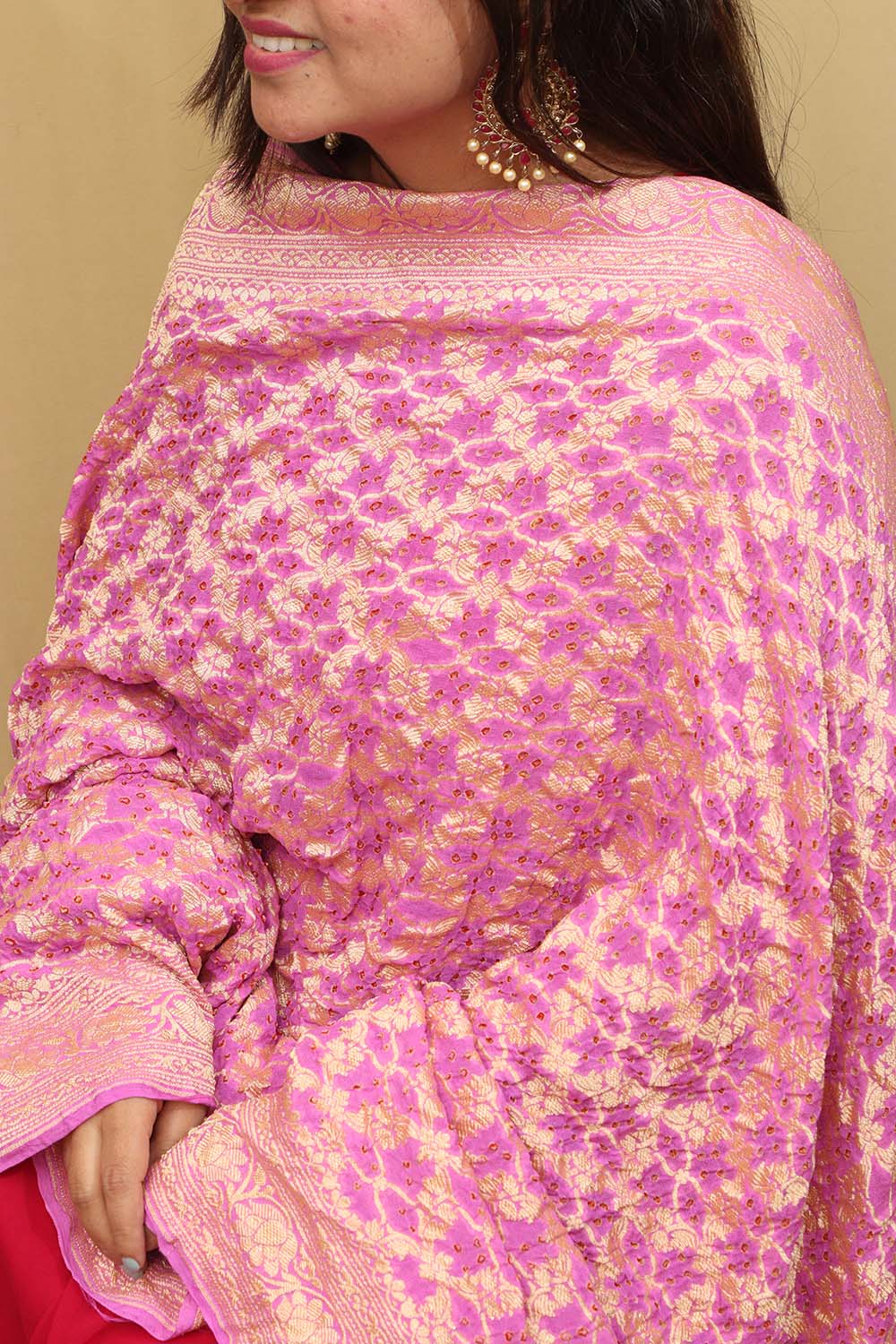 Exquisite Pink Banarasi Bandhani Pure Georgette Dupatta - Luxurion World