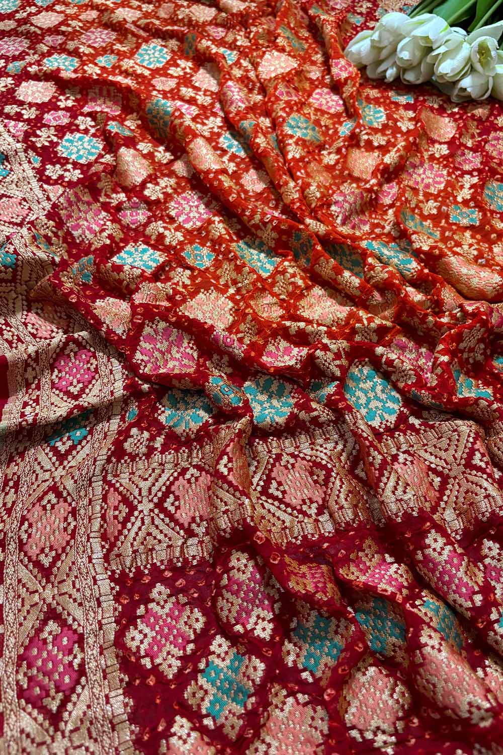 Red Banarasi Bandhani Pure Georgette Meenakari Dupatta - Luxurion World