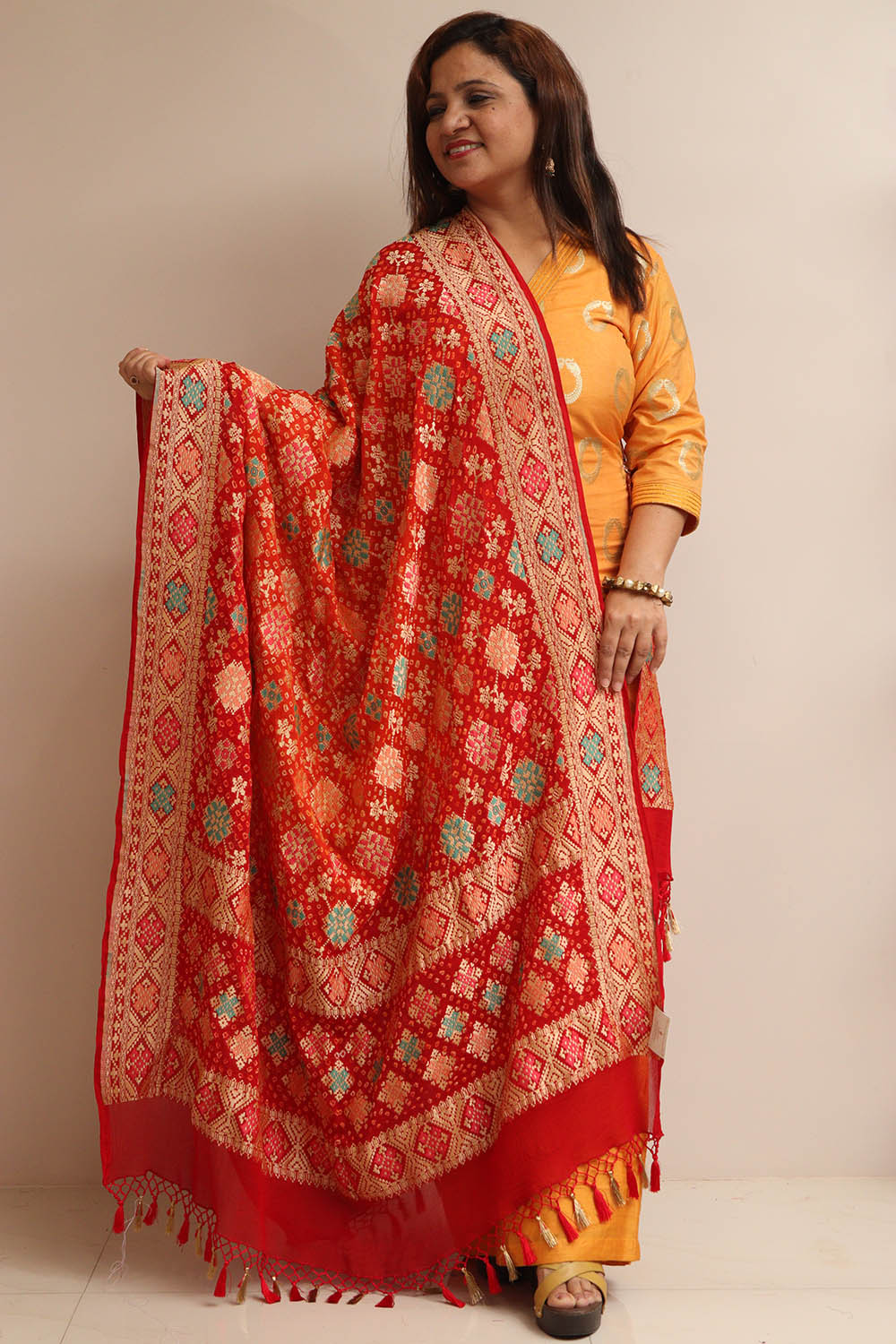 Red Banarasi Bandhani Pure Georgette Meenakari Dupatta - Luxurion World
