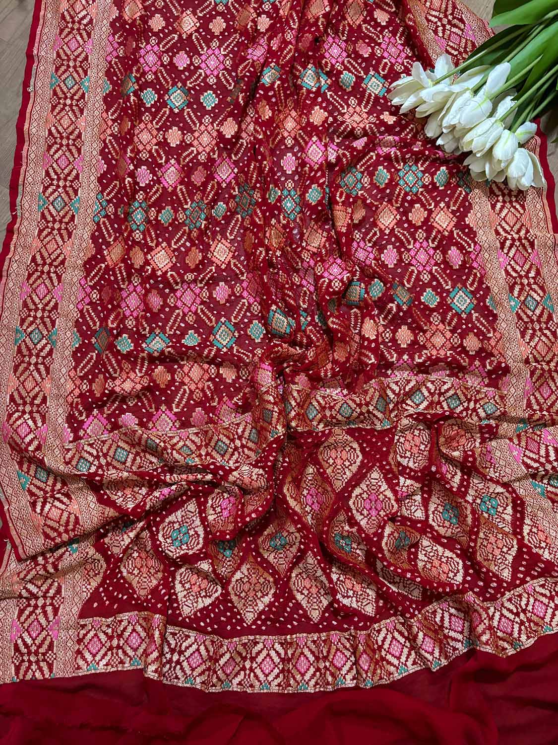 Red Banarasi Bandhani Pure Georgette Meenakari Dupatta - Luxurion World- Crafted Heirlooms