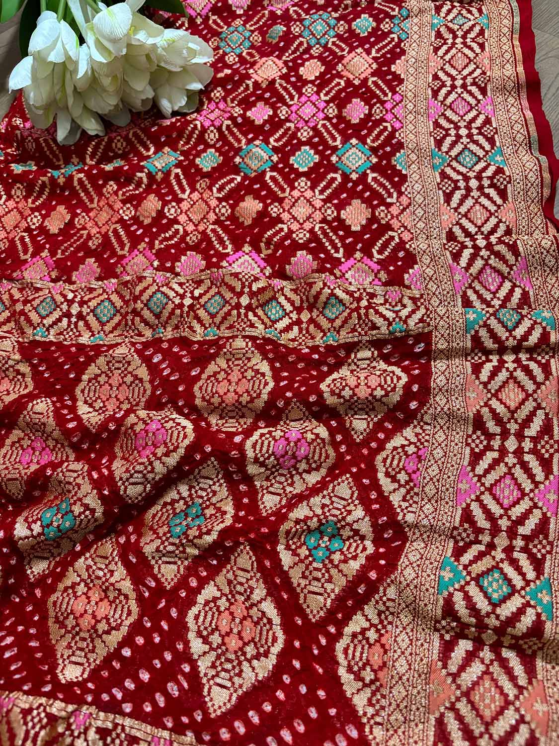 Red Banarasi Bandhani Pure Georgette Meenakari Dupatta - Luxurion World- Crafted Heirlooms