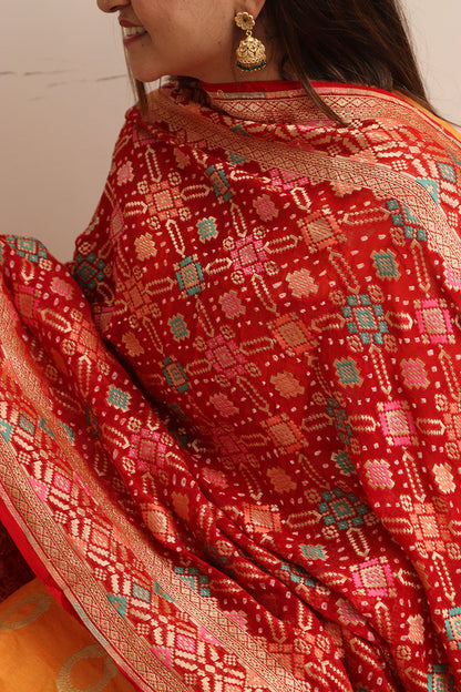 Red Banarasi Bandhani Pure Georgette Meenakari Dupatta - Luxurion World