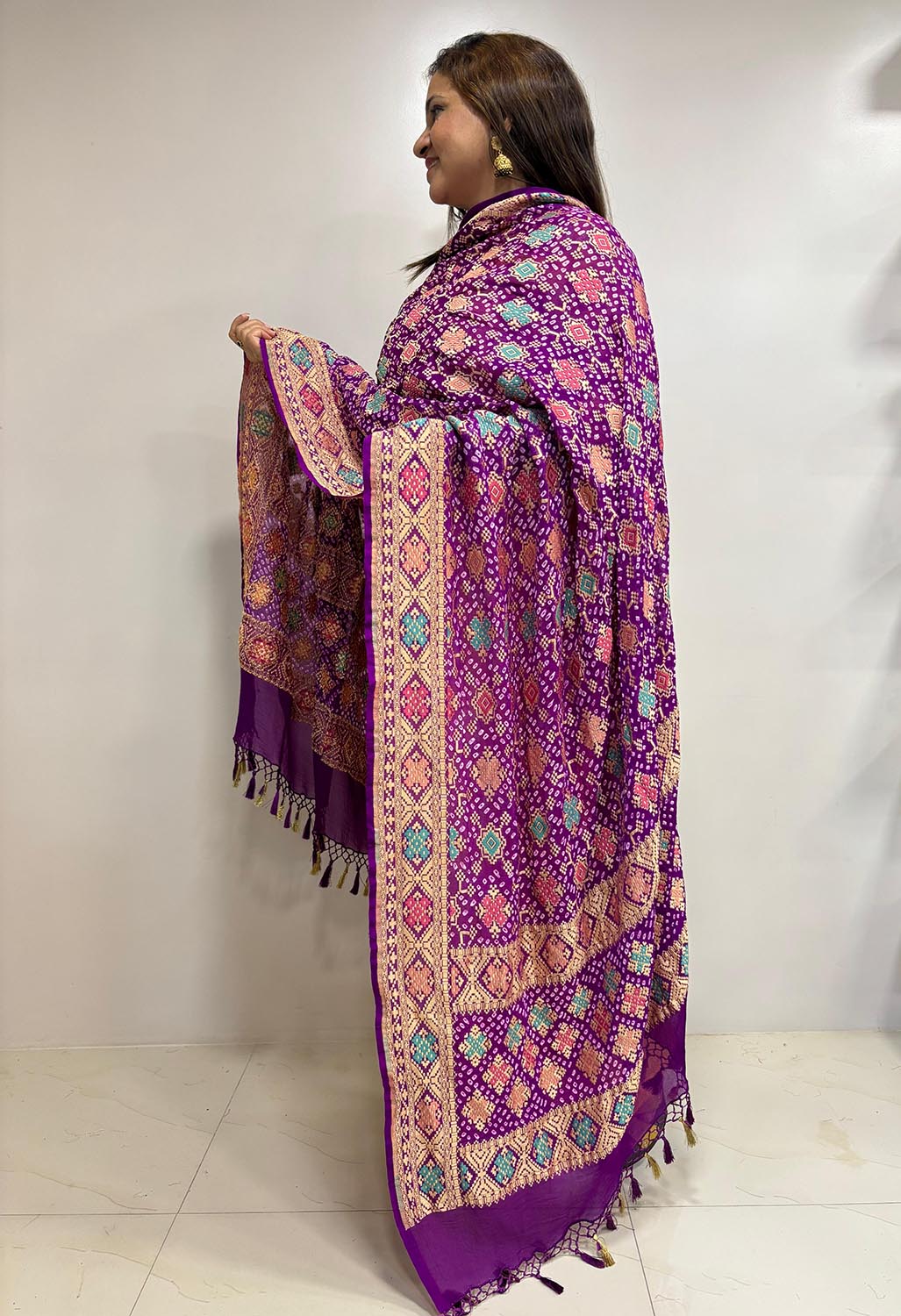 Exquisite Purple Banarasi Bandhani Pure Georgette Meenakari Dupatta - Luxurion World- Crafted Heirlooms