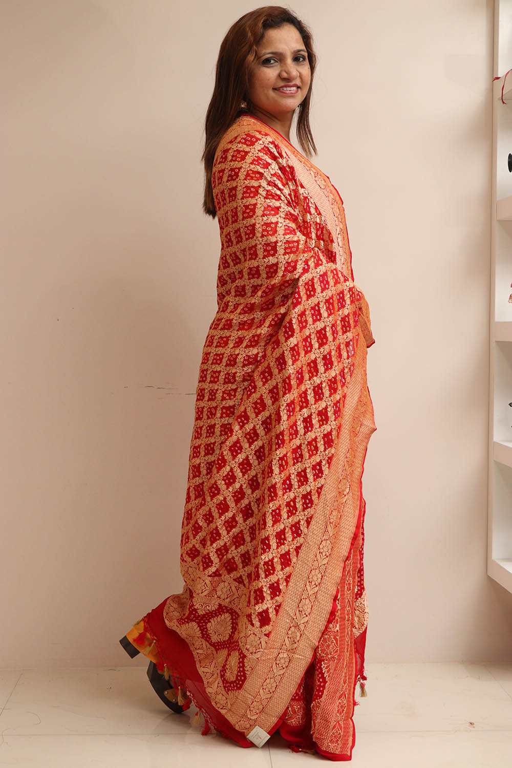 Red Banarasi Bandhani Pure Georgette Dupatta - Luxurion World- Crafted Heirlooms