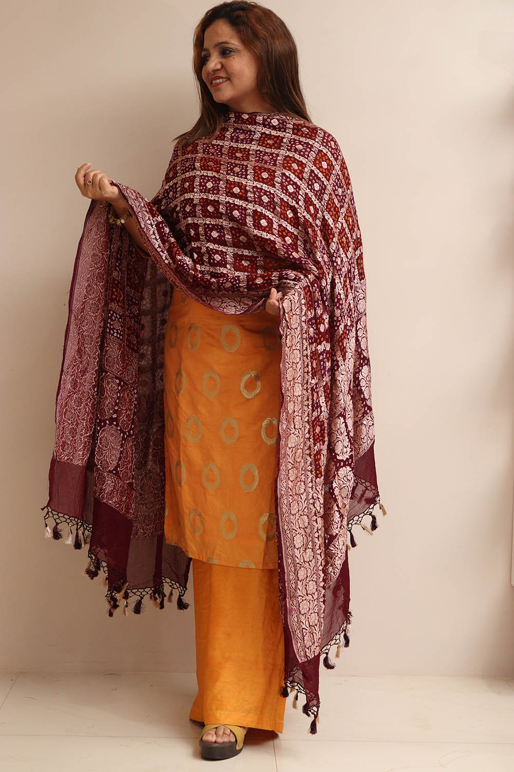 Maroon Banarasi Bandhani Pure Georgette Dupatta - Luxurion World