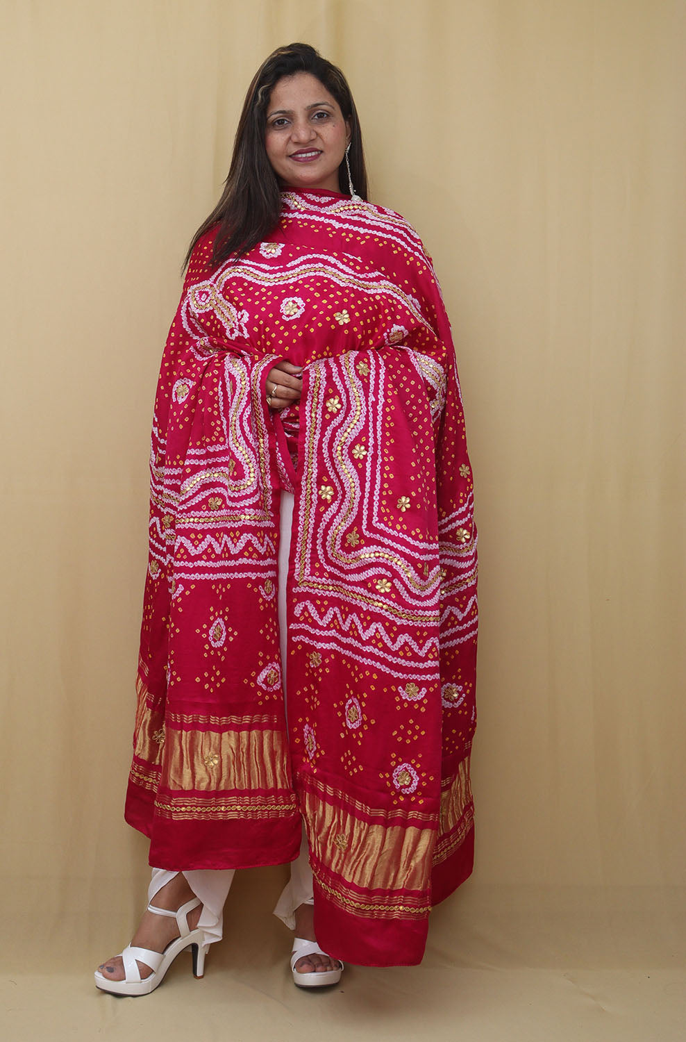Stunning Pink Bandhani Gota Work Dupatta in Pure Gajji Silk - Luxurion World