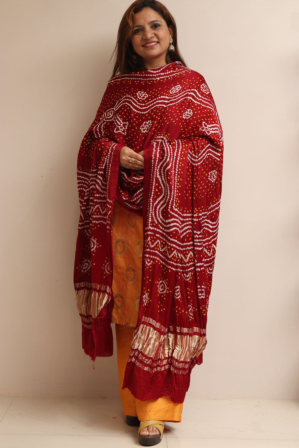 Maroon Bandhani Gajji Silk Dupatta - Elegant Ethnic Wear - Luxurion World
