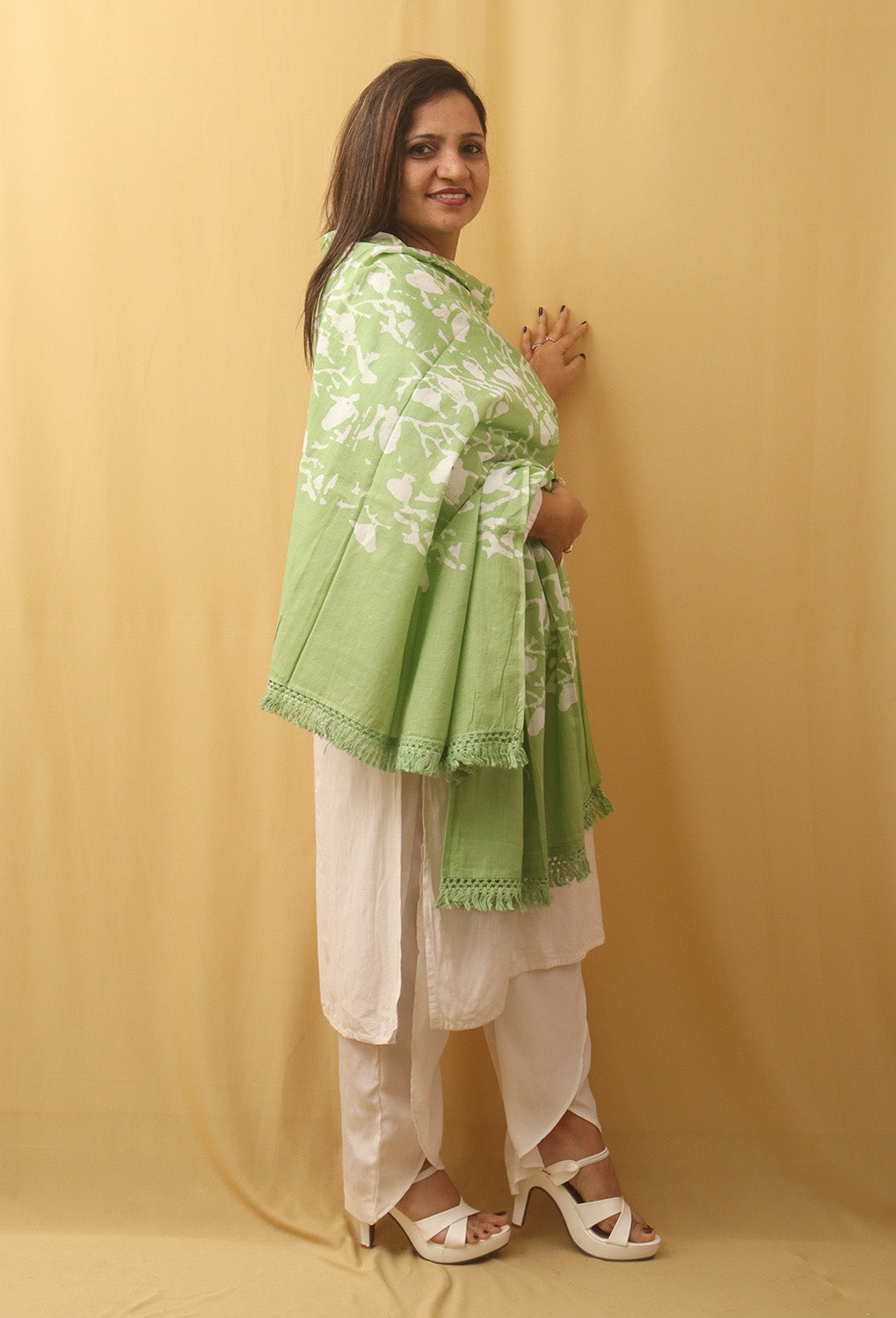 Green Batik Cotton Dupatta - Luxurion World