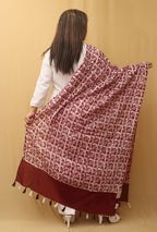 Maroon And White Batik Printed Cotton Dupatta - Luxurion World