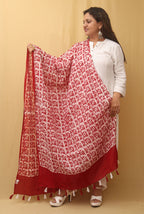 Red And White Batik Printed Cotton Dupatta - Luxurion World