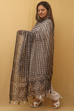 Chic Black Chanderi Silk Dupatta With Elegant Tassel : Ethnic Elegance - Luxurion World