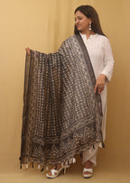Chic Black Chanderi Silk Dupatta With Elegant Tassel : Ethnic Elegance - Luxurion World
