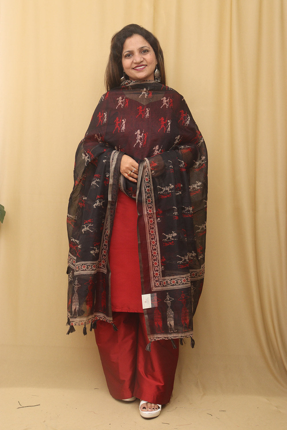 Chic Black Block Printed Chanderi Silk Dupatta With Elegant Tassel - Luxurion World