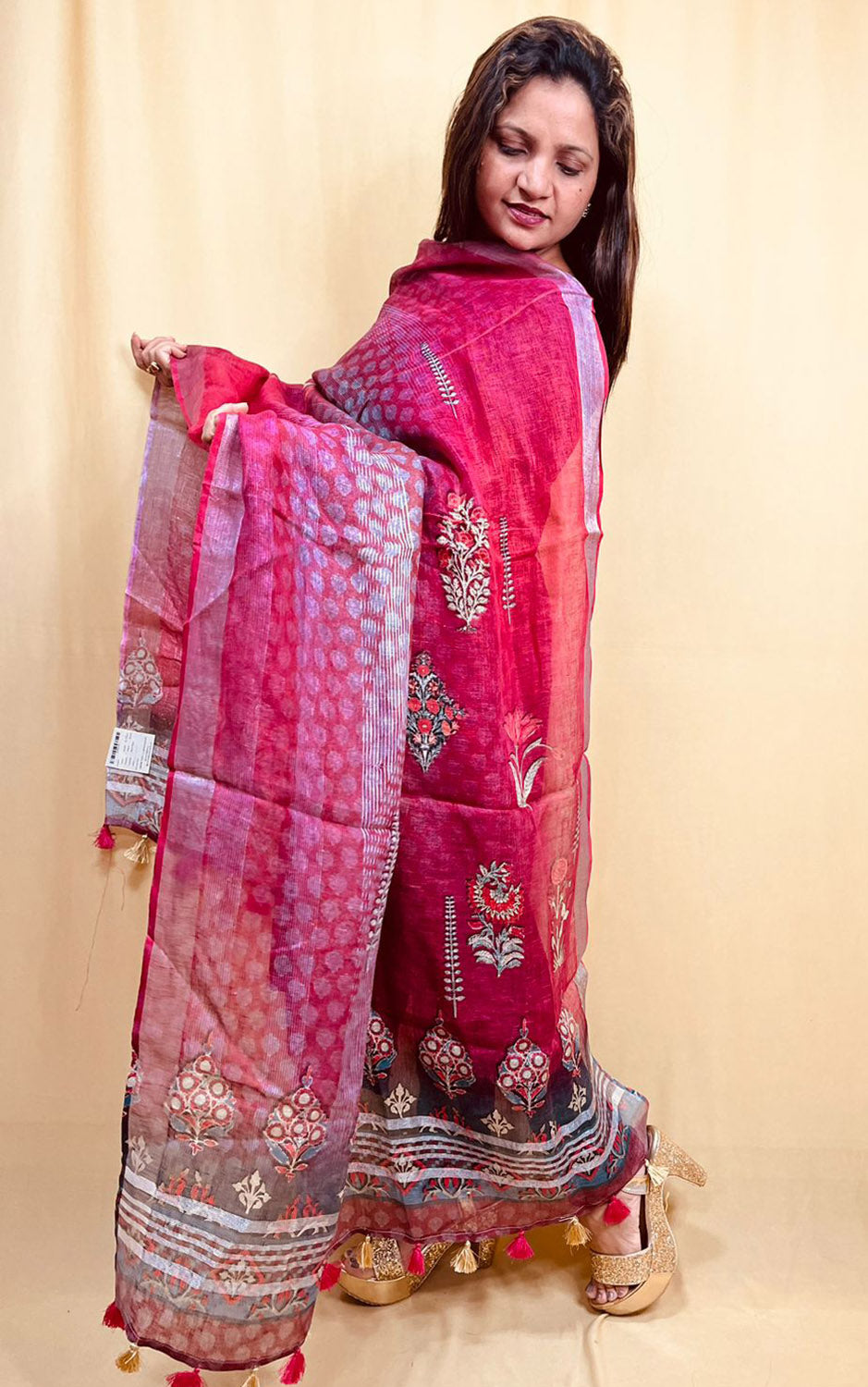 Stylish Pink Linen Dupatta with Digital Print for Fashionable Look - Luxurion World