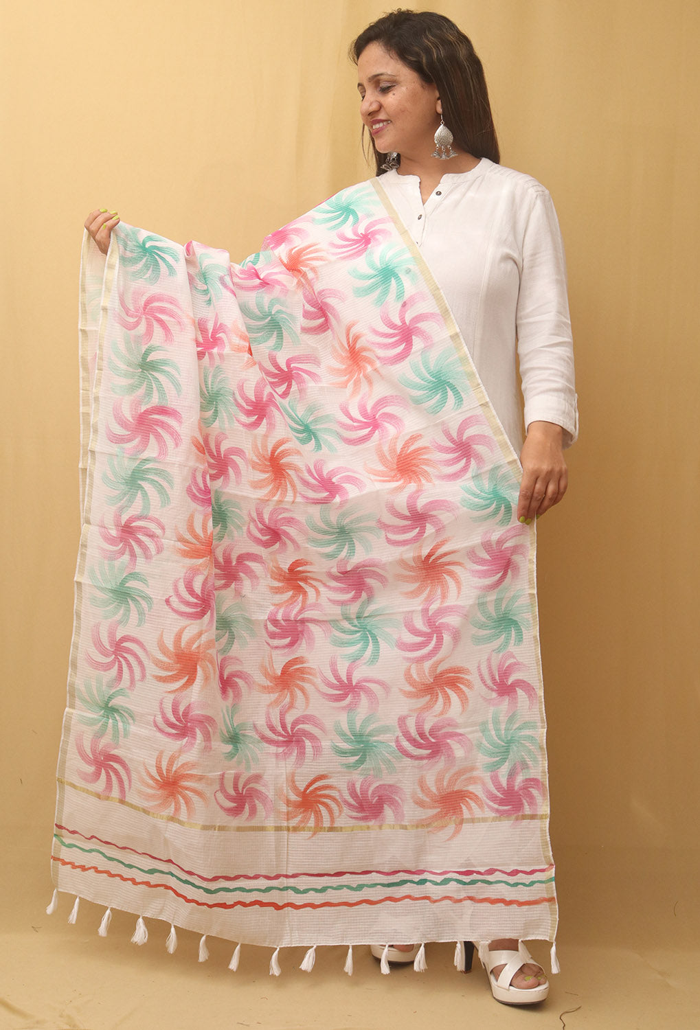 White Hand Painted Kota Dupatta - Luxurion World