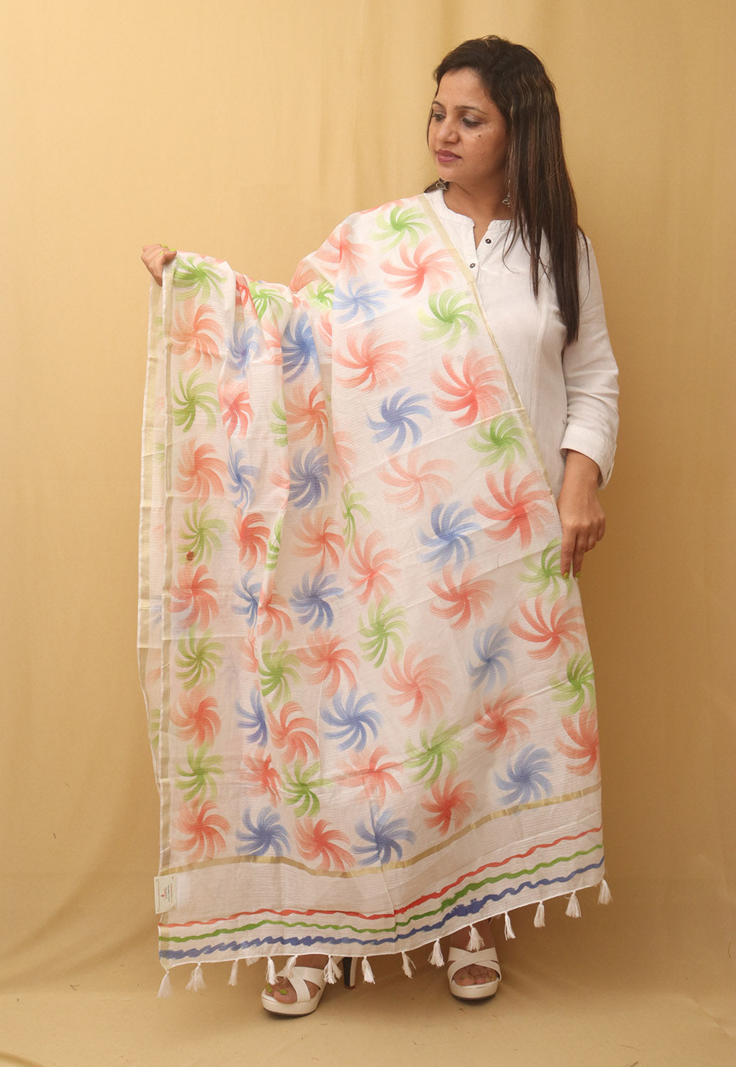 White Hand Painted Kota Dupatta - Luxurion World