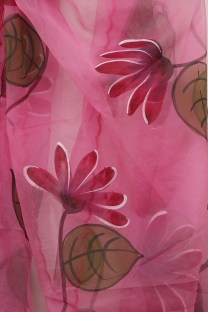 Exquisite Pink Hand Painted Silk Dupatta with Scalloped Border - Luxurion World