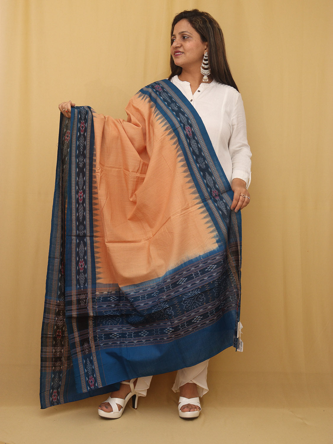 Stylish Pastel Handloom Sambalpuri Ikat Cotton Dupatta - Perfect for Any Occasion!