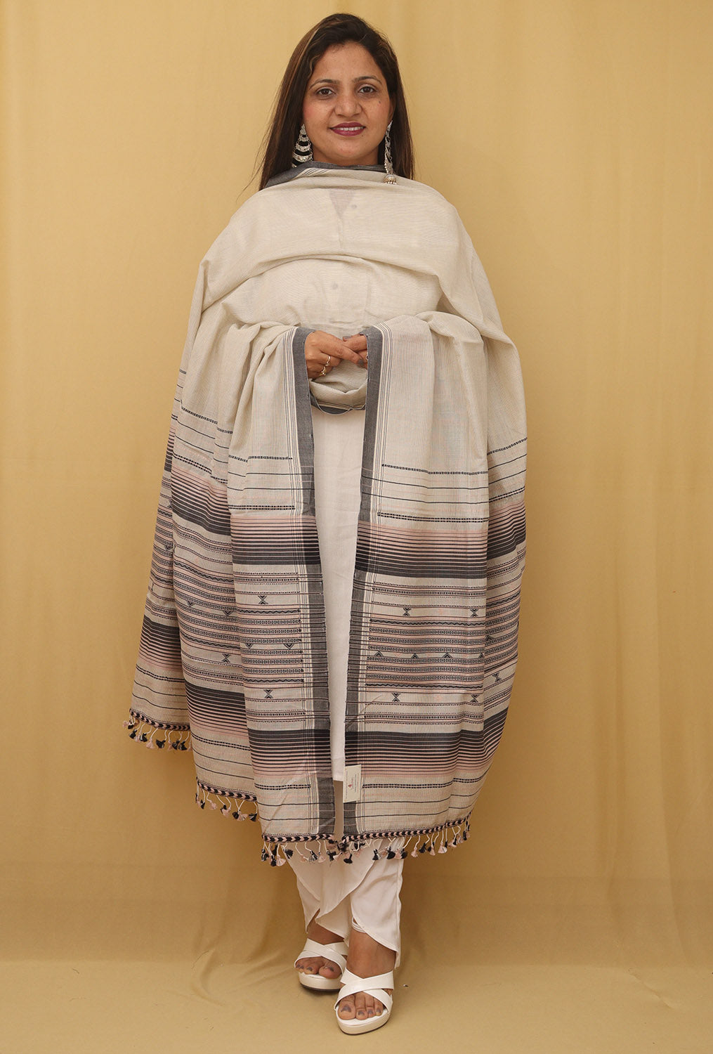 Handcrafted Pastel Bhujodi Cotton Dupatta with Intricate Embroidery - Luxurion World