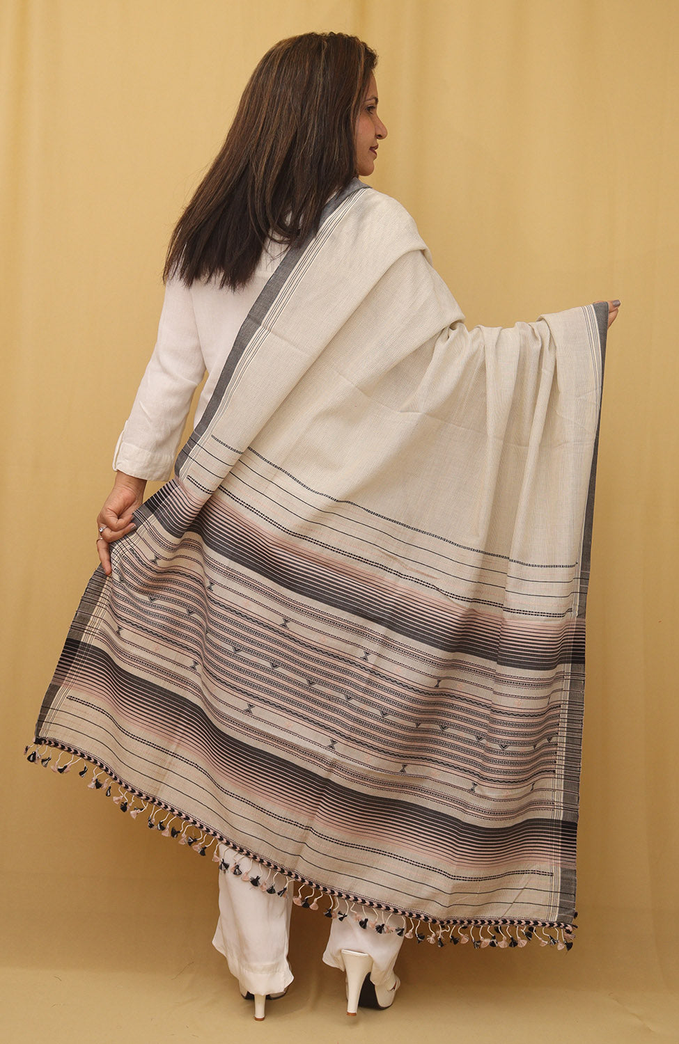 Handcrafted Pastel Bhujodi Cotton Dupatta with Intricate Embroidery - Luxurion World