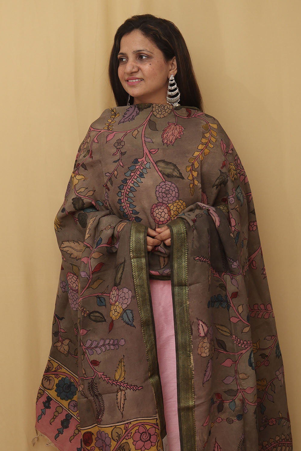 Stylish Multicolor Kalamkari Silk Dupatta for a Chic Look - Luxurion World