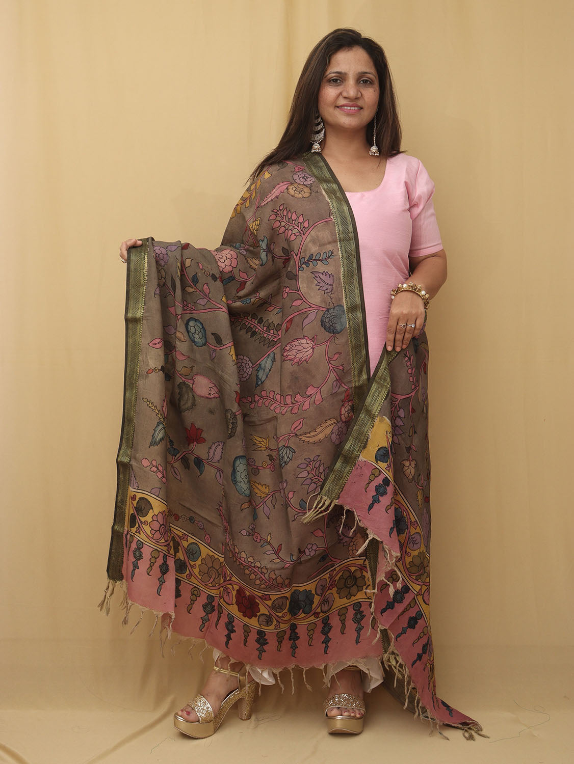 Stylish Multicolor Kalamkari Silk Dupatta for a Chic Look - Luxurion World