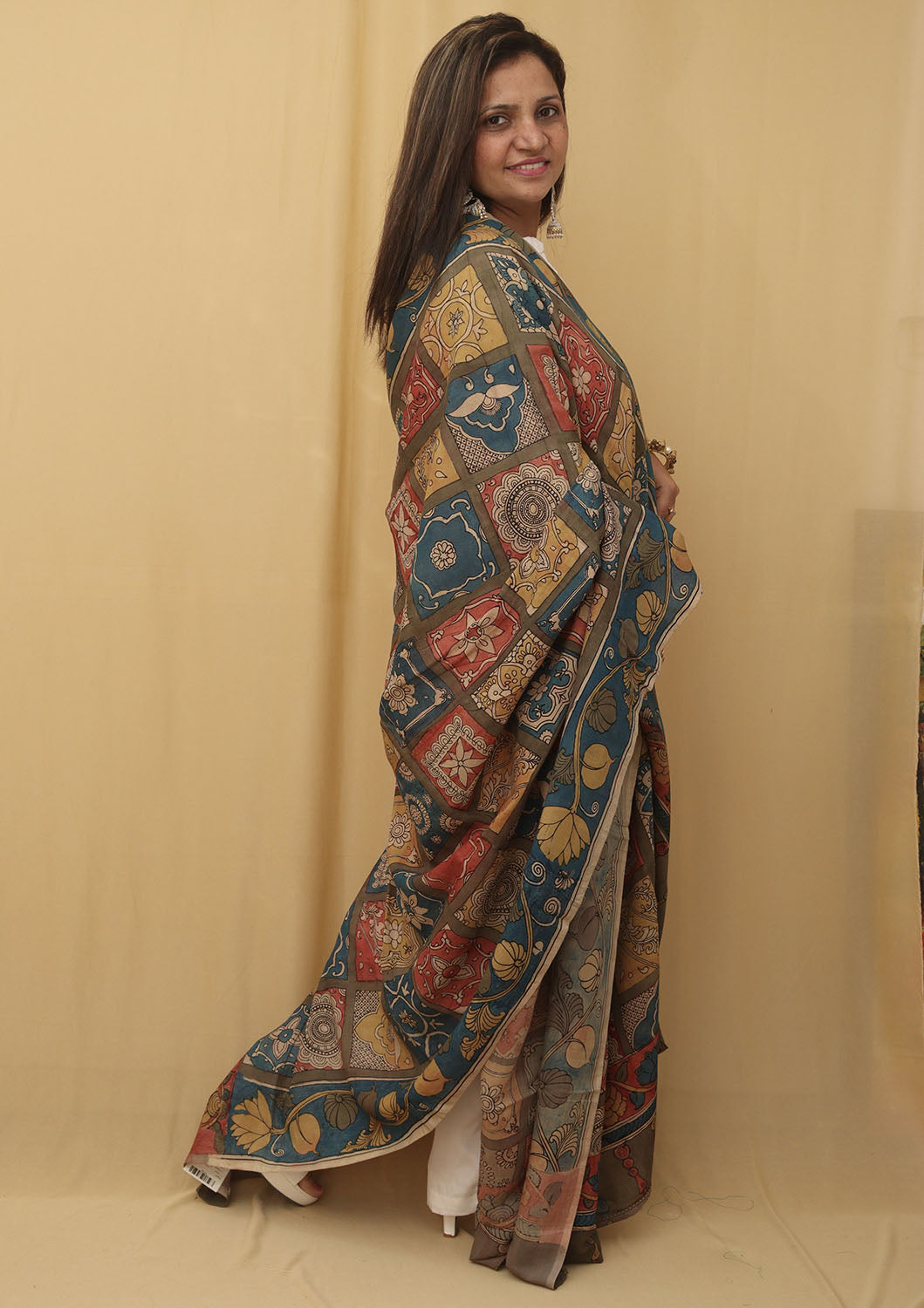 Stunning Multicolor Kalamkari Silk Dupatta with Pen Work - Luxurion World