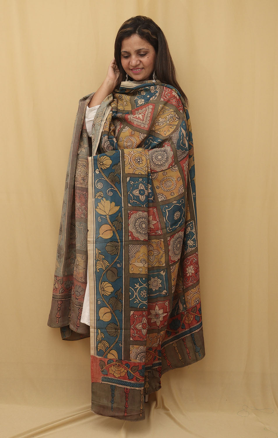 Stunning Multicolor Kalamkari Silk Dupatta with Pen Work - Luxurion World
