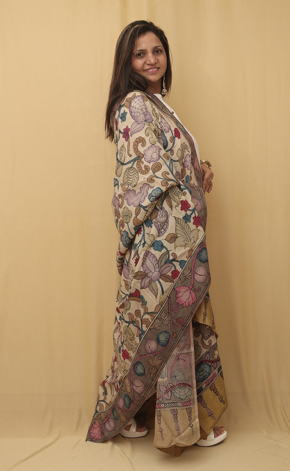 Stylish Multicolor Kalamkari Pure Silk Dupatta for Fashionable Look - Luxurion World