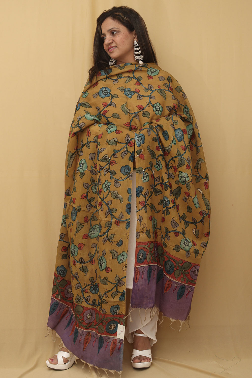 Stunning Yellow Pen Kalamkari Pure Silk Dupatta - Perfect for Any Occasion - Luxurion World