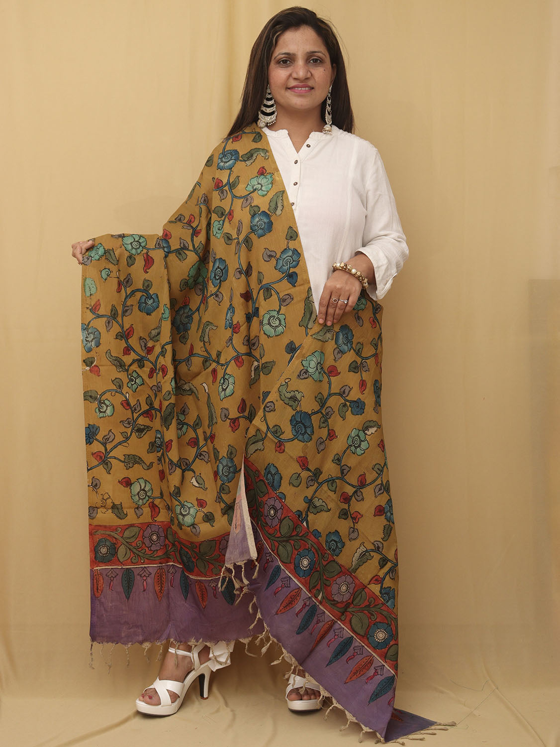 Stunning Yellow Pen Kalamkari Pure Silk Dupatta - Perfect for Any Occasion - Luxurion World