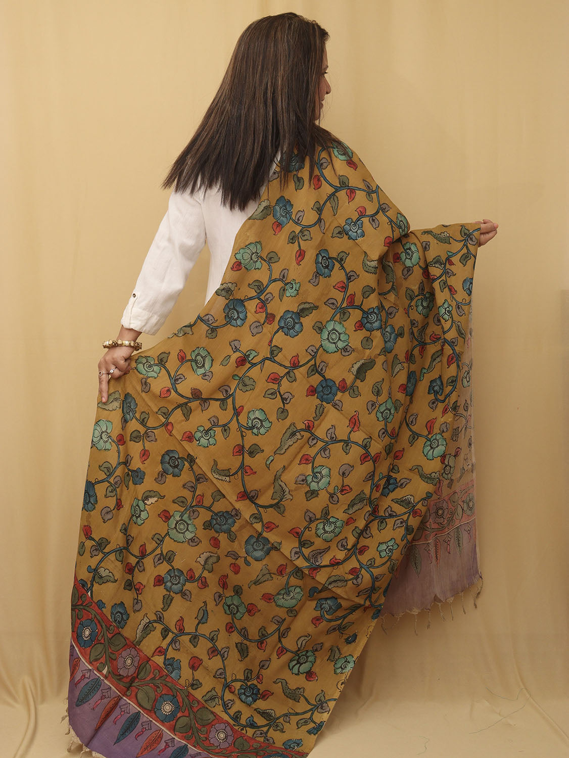 Stunning Yellow Pen Kalamkari Pure Silk Dupatta - Perfect for Any Occasion - Luxurion World