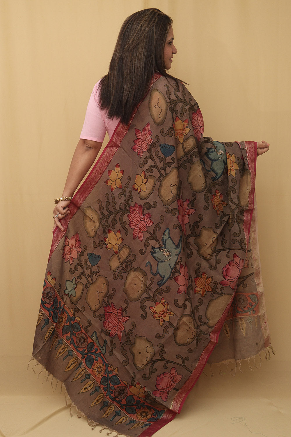 Stylish Multicolor Kalamkari Silk Dupatta for a Chic Look - Luxurion World