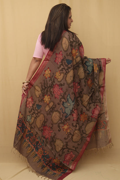 Stylish Multicolor Kalamkari Silk Dupatta for a Chic Look - Luxurion World