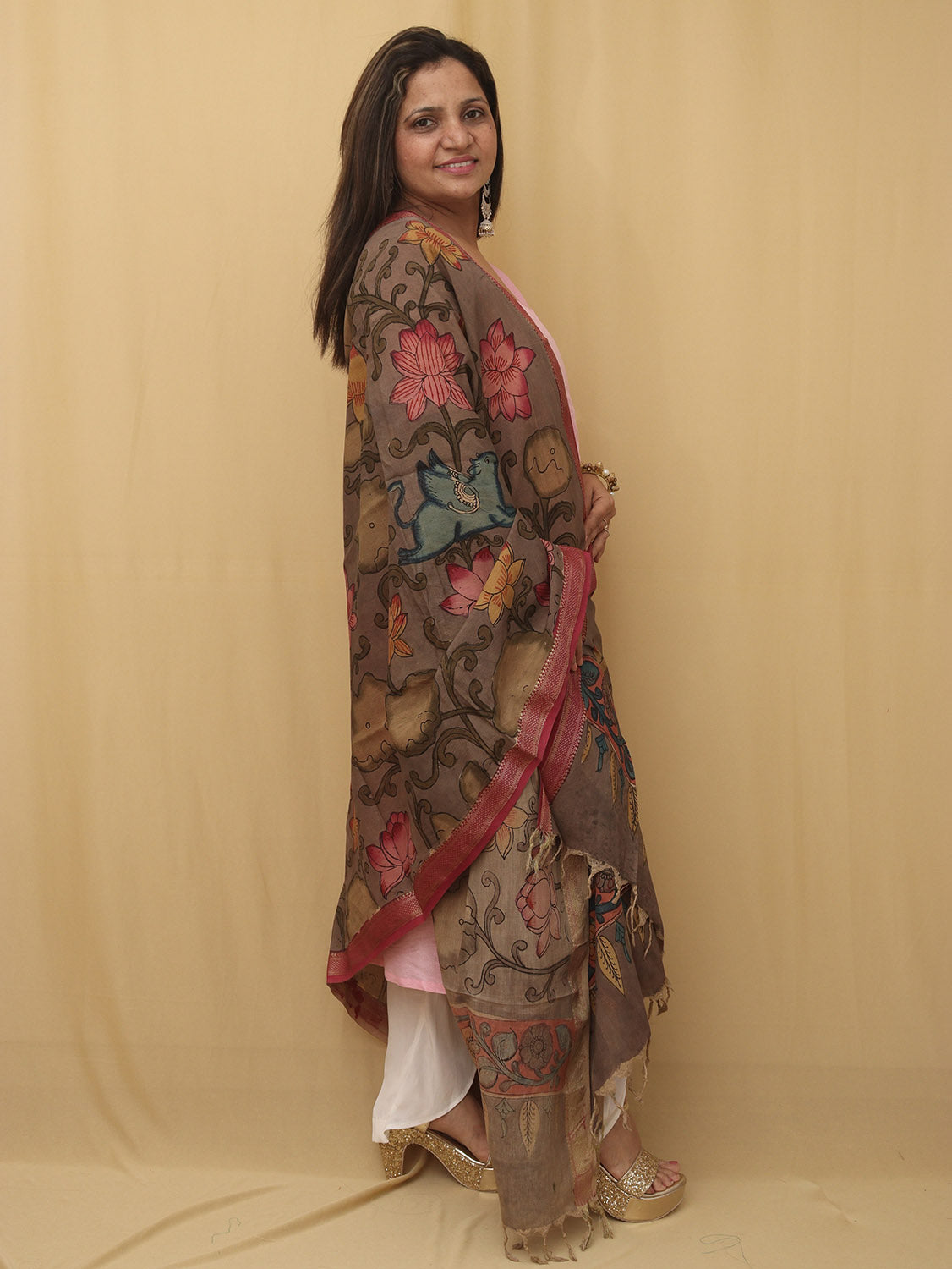 Stylish Multicolor Kalamkari Silk Dupatta for a Chic Look - Luxurion World