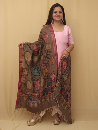 Stylish Multicolor Kalamkari Silk Dupatta for a Chic Look - Luxurion World