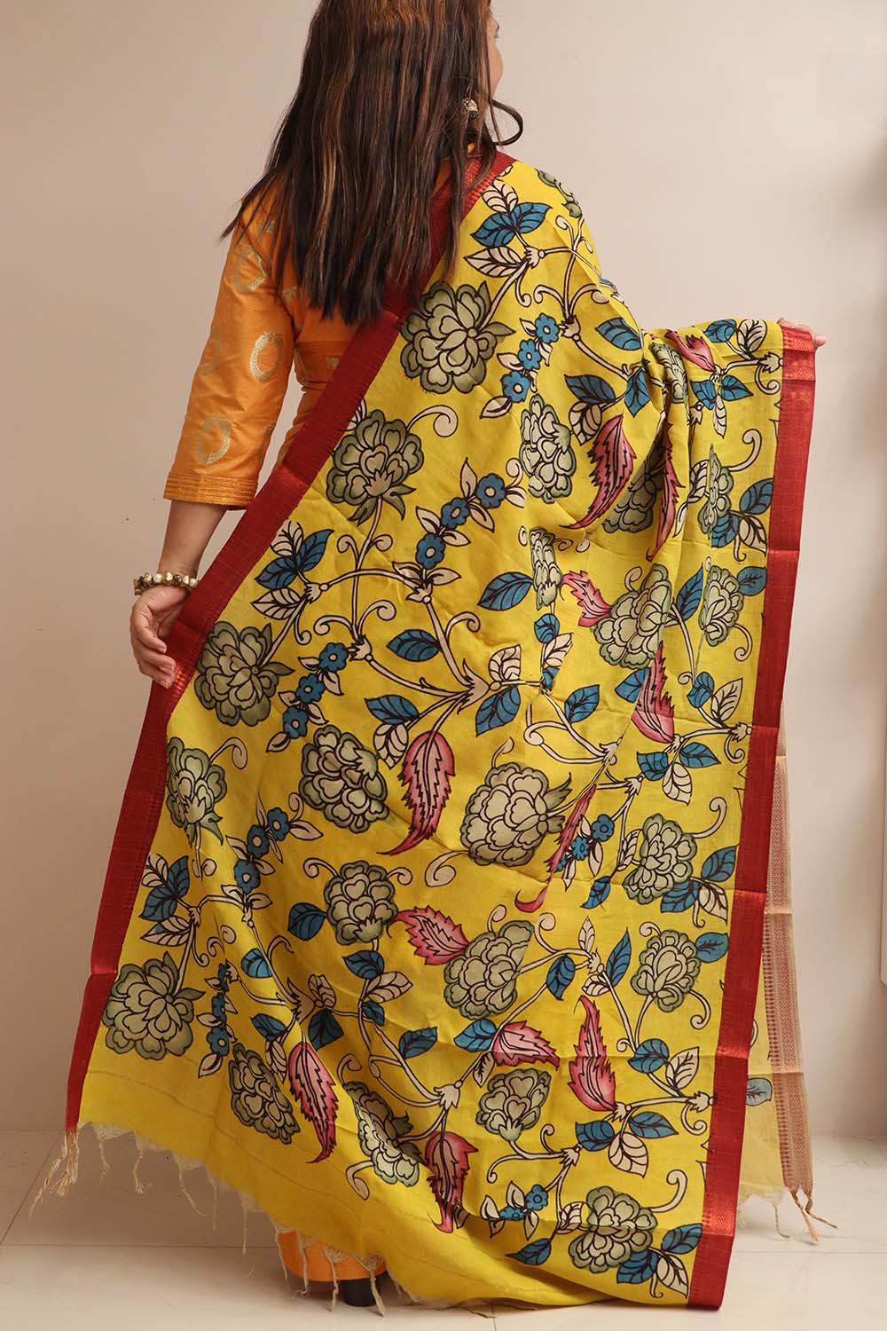 Yellow Hand Painted Kalamkari Pure Bangalore Silk Dupatta - Luxurion World