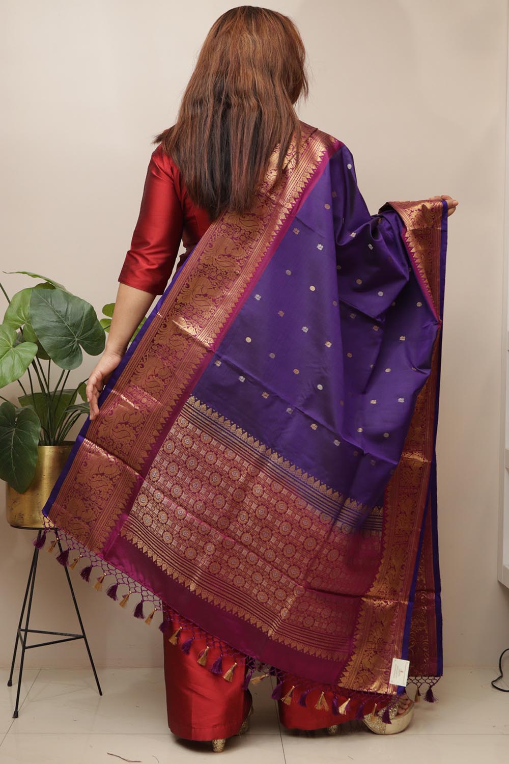 Blue Kanjeevaram Pure Silk Handloom Dupatta With Contrast Border - Luxurion World