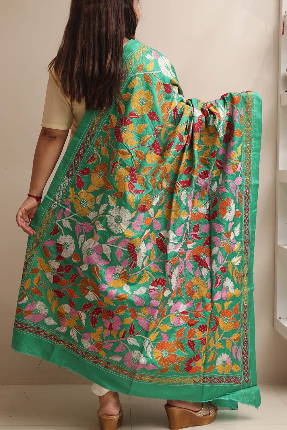 Green Hand Embroidered Flower Design Kantha Pure Silk Dupatta - Luxurion World- Crafted Heirlooms
