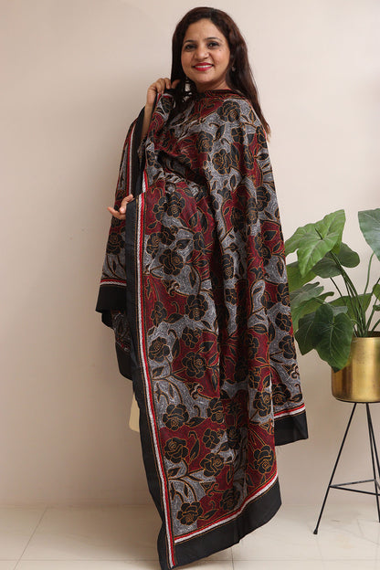 Exquisite Black Hand Embroidered Reversible Kantha Pure Silk Dupatta - Luxurion World