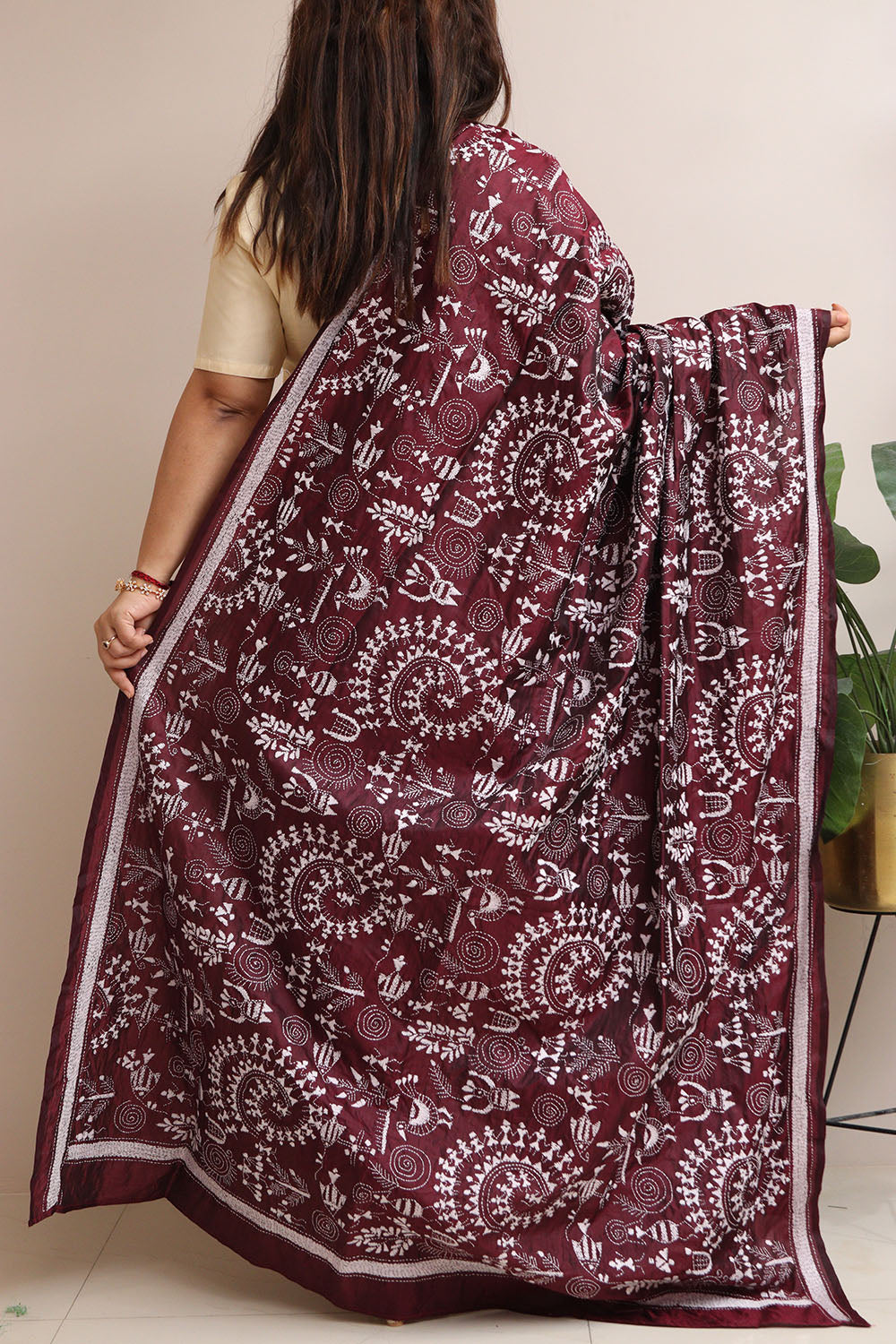 Maroon Hand Embroidered Warli Design Kantha Pure Silk Dupatta - Luxurion World- Crafted Heirlooms