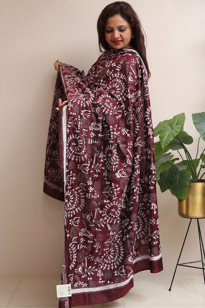 Maroon Hand Embroidered Warli Design Kantha Pure Silk Dupatta - Luxurion World